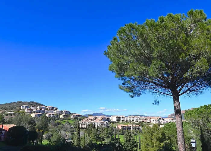 Apartament Le Hameau - L2 002 By Interhome Saint-Raphaël